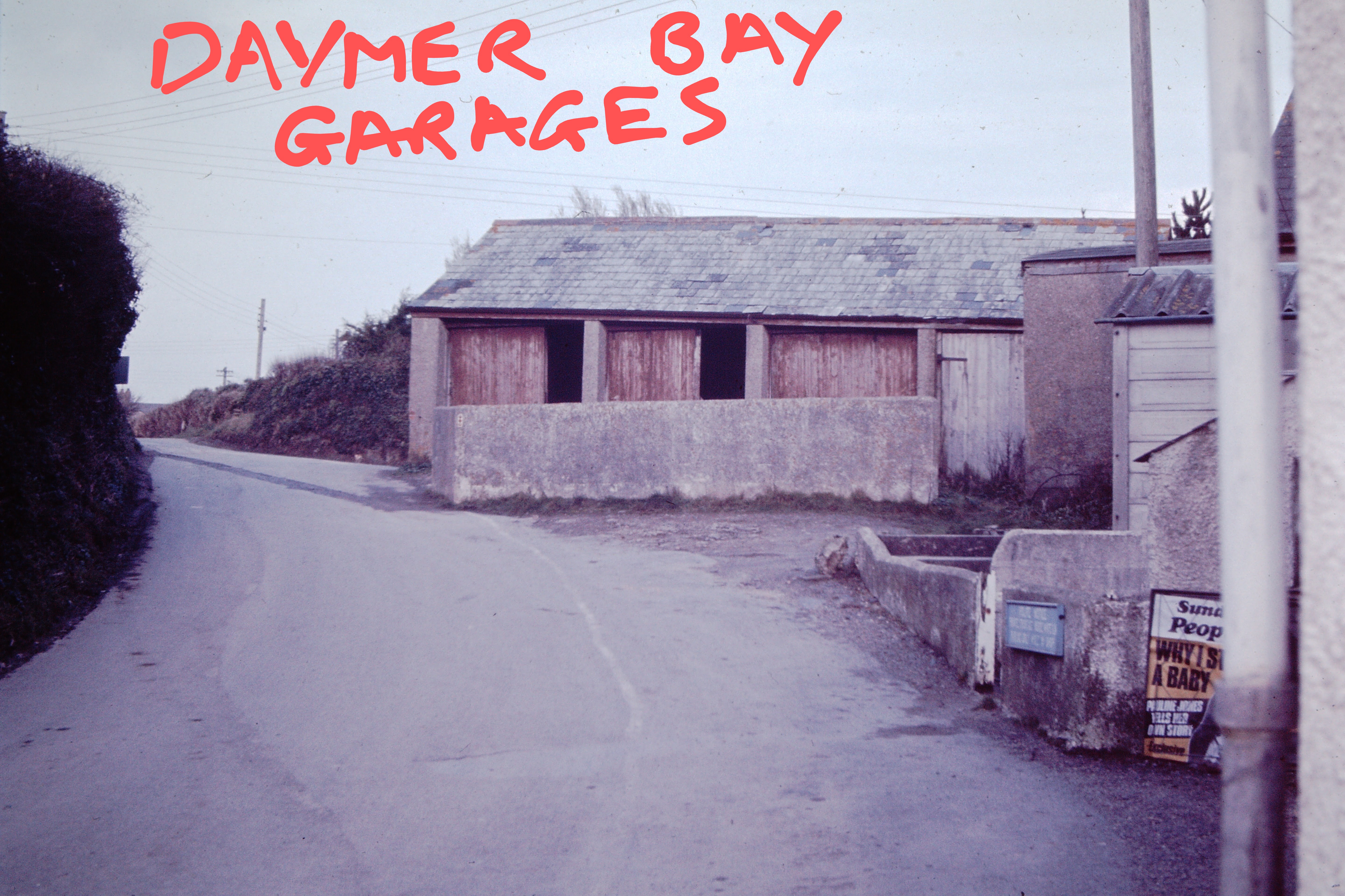 Looking up Daymer Lane almost at the top, this was a set 4 garages~3